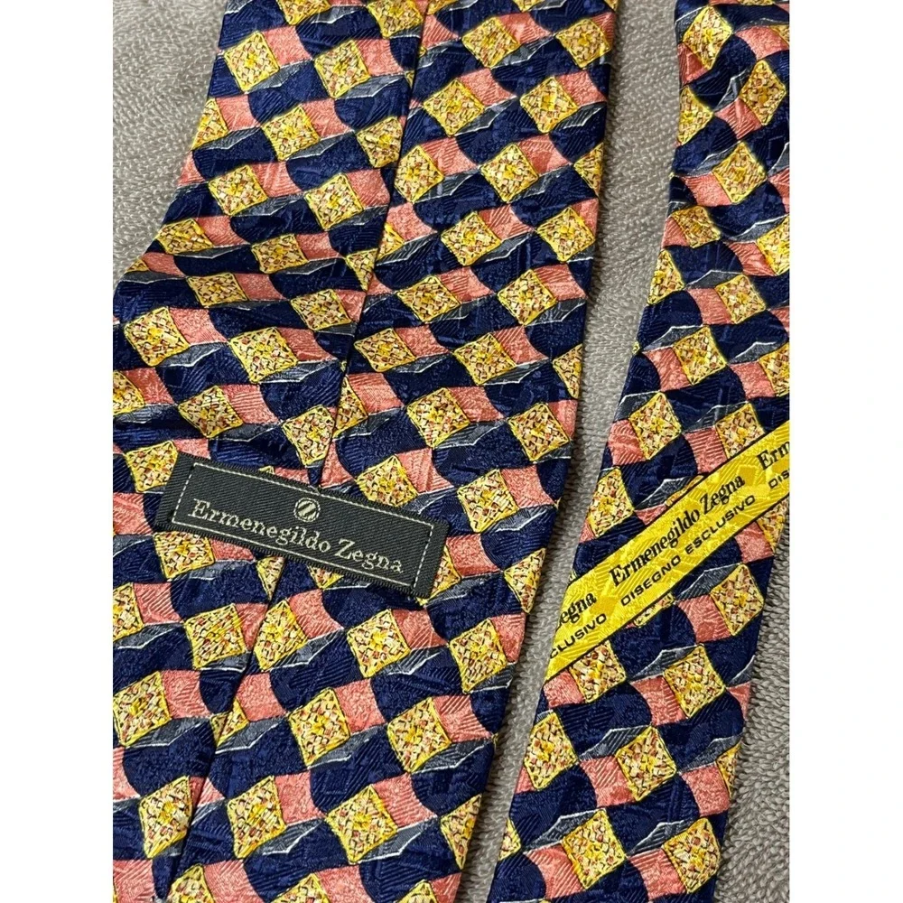 Ermenegildo Zegna Silk Tie Navy Blue Coral Yellow Geometric Disegno‎ Esclusivo